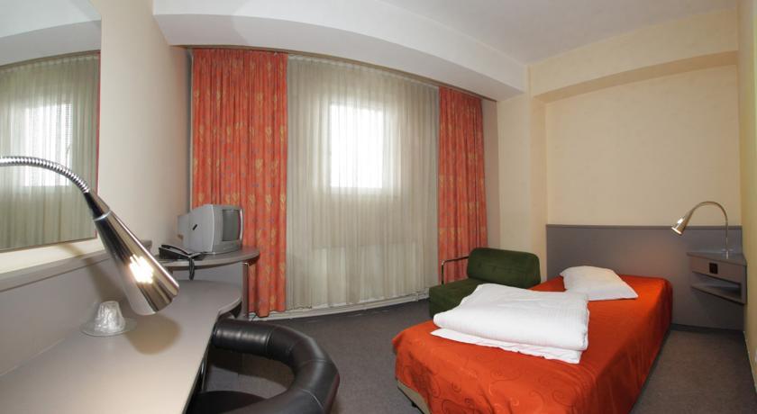Hotel Seneca Nagybánya Kültér fotó