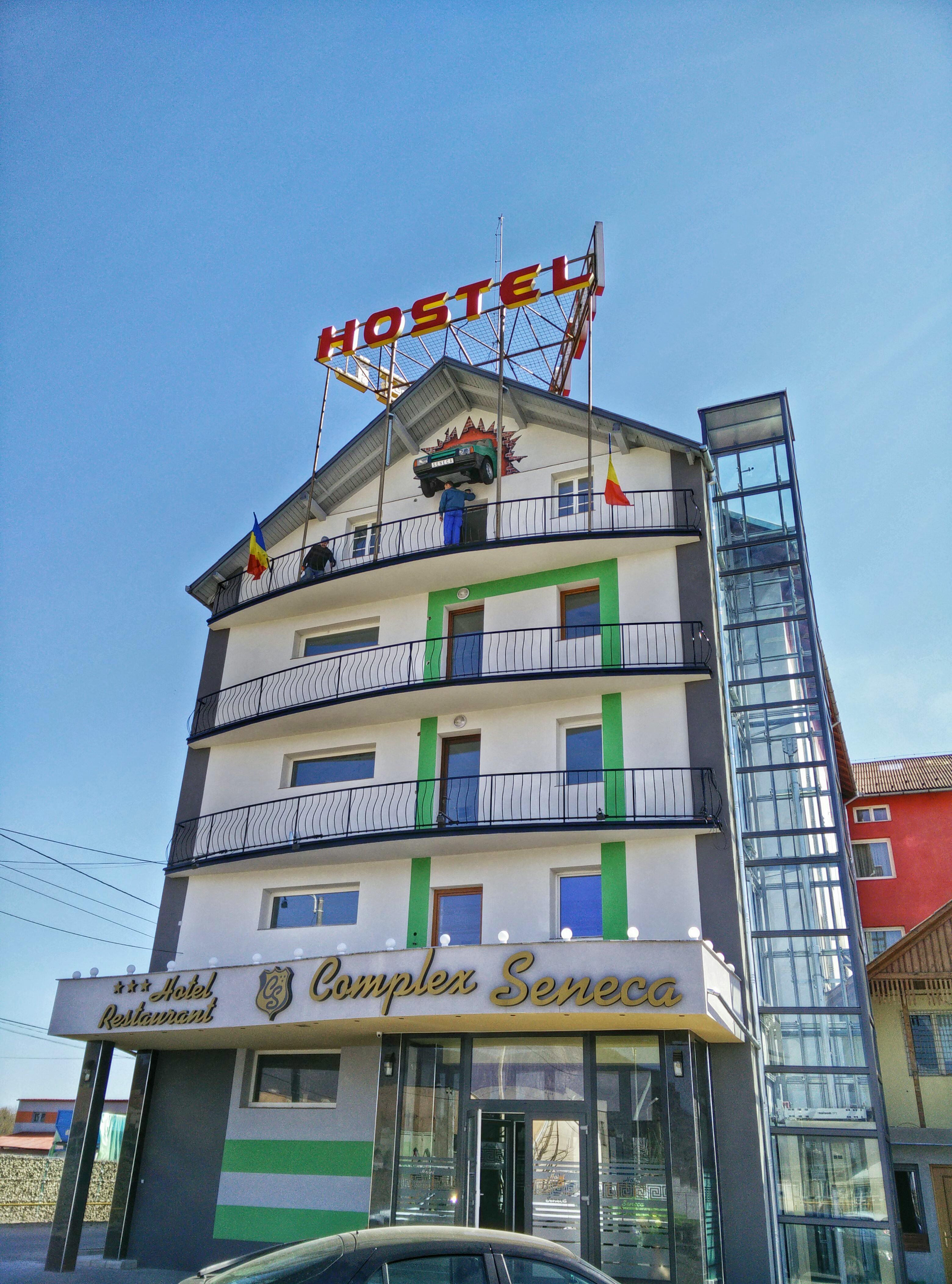 Hotel Seneca Nagybánya Kültér fotó