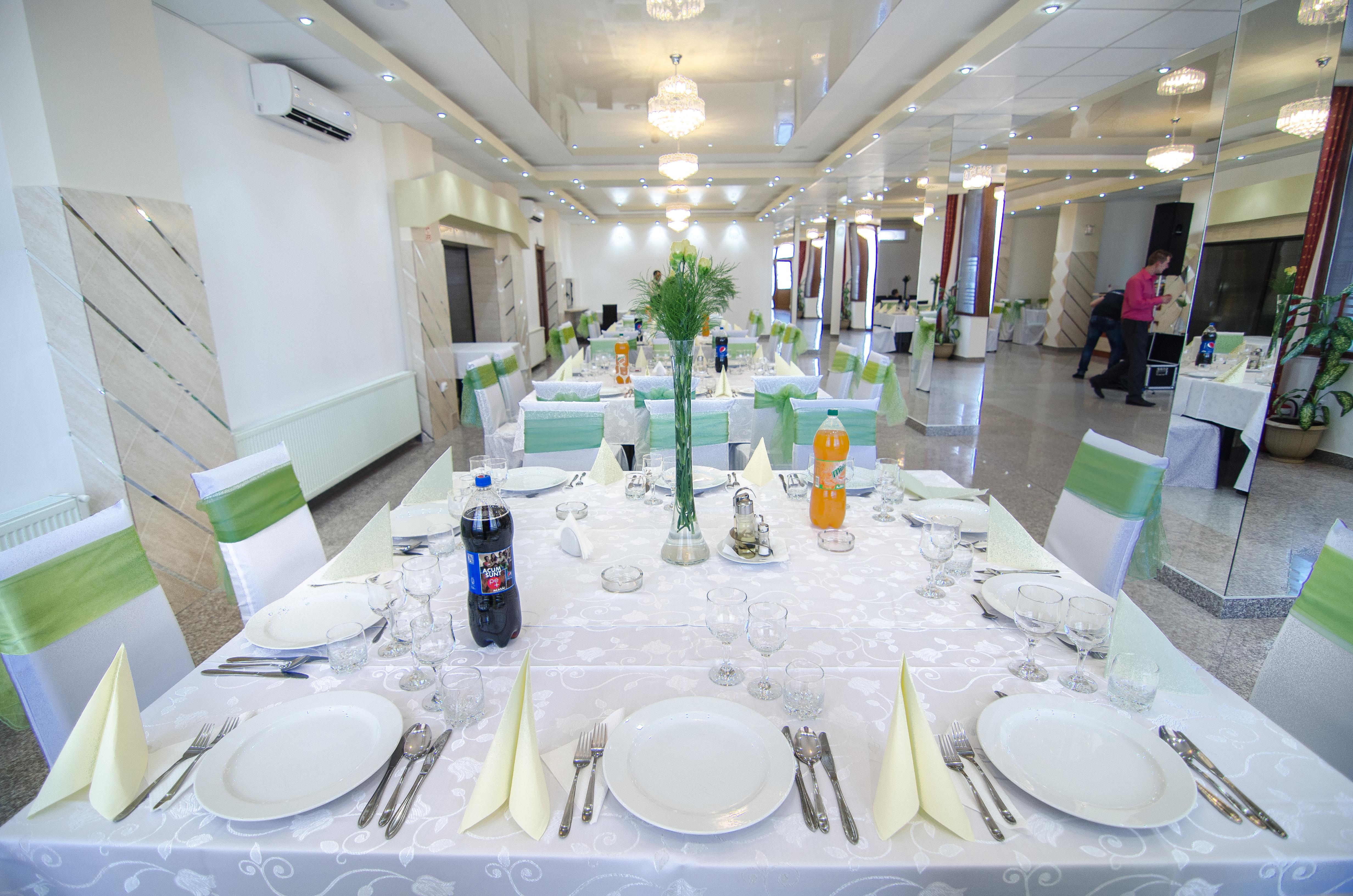 Hotel Seneca Nagybánya Kültér fotó