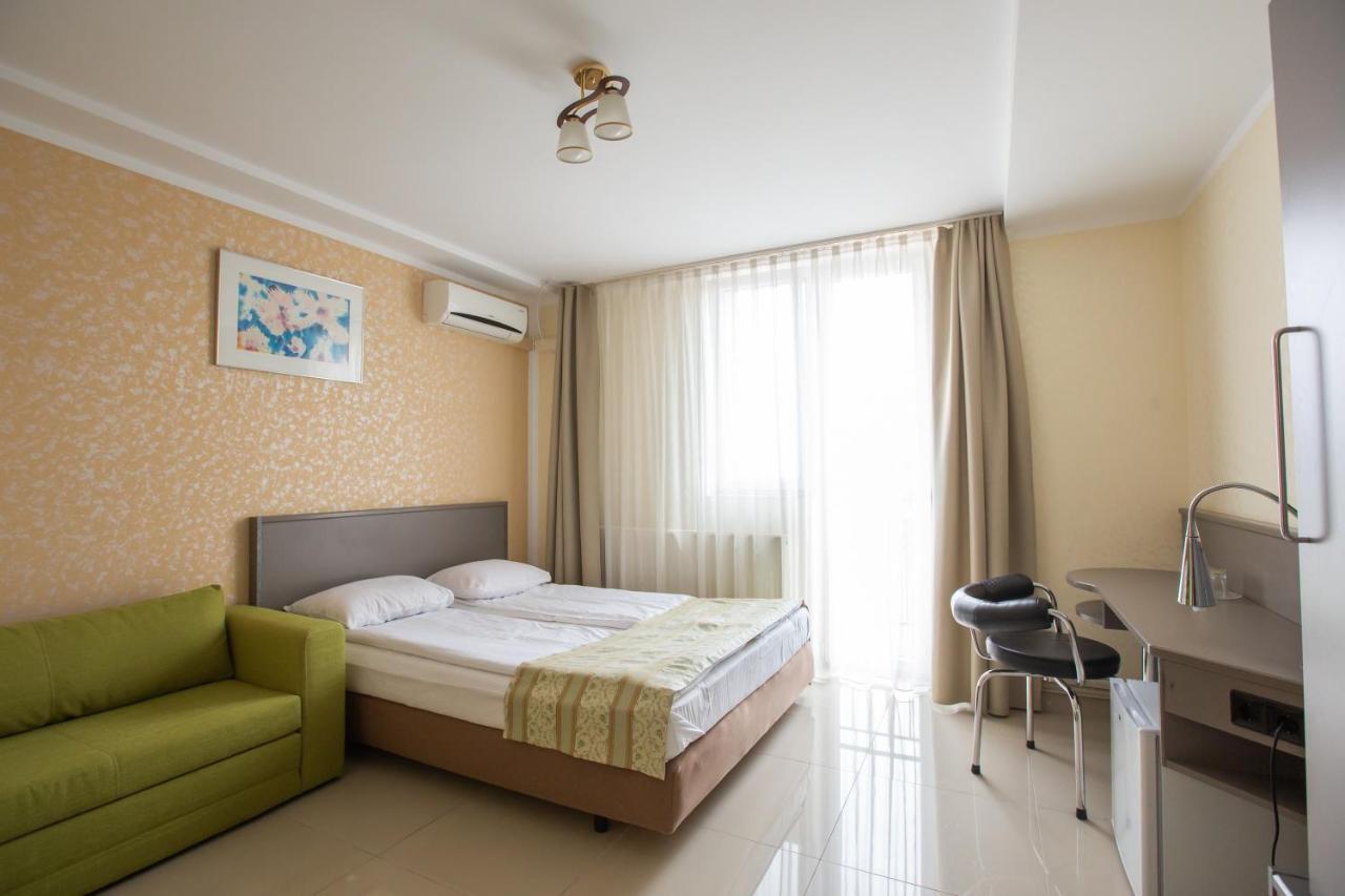 Hotel Seneca Nagybánya Kültér fotó